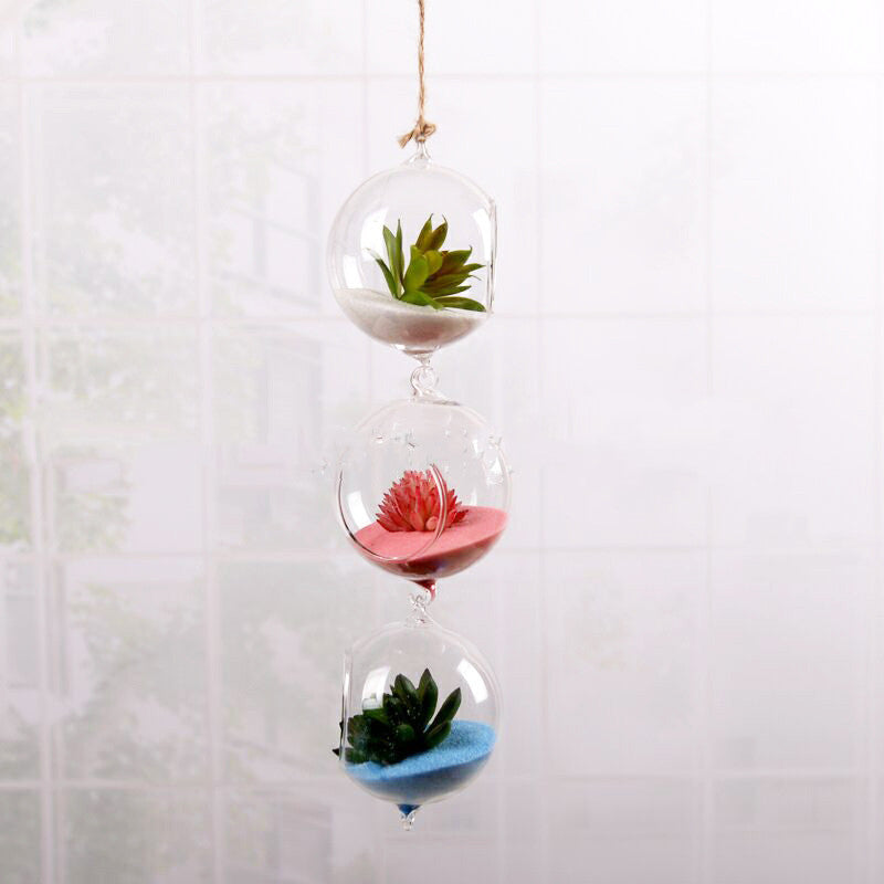 Vases en verre empilables : décoration suspendue